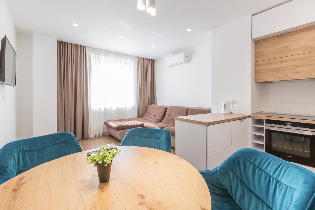 Apartment простора віп на вулиці під голоском 15 б Lviv