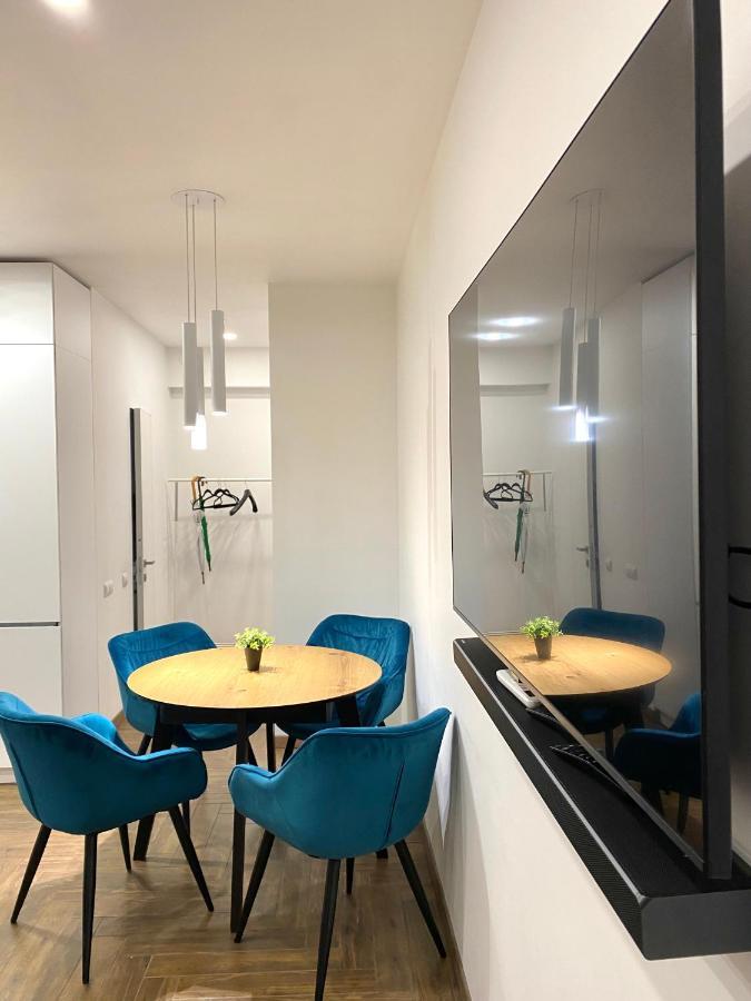 простора віп на вулиці під голоском 15 б Apartment
